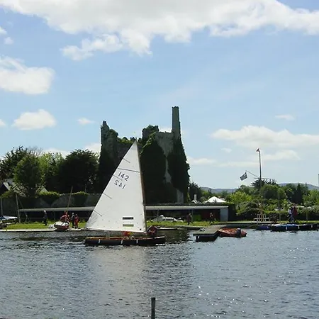 The Well Meadow 4* Nenagh