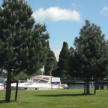 فندق مبيت وإفطار The Well Meadow